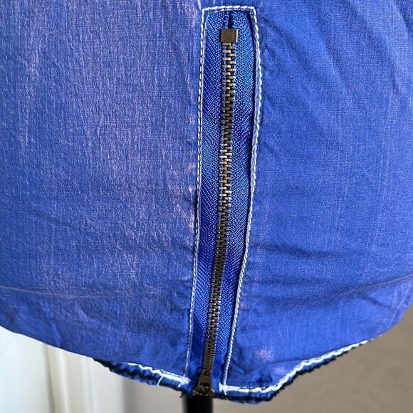 Roar Ari ll Blue With Pink Hues Distressed Embroidered Embellished Shirt Rodeo - Picture 11 of 13